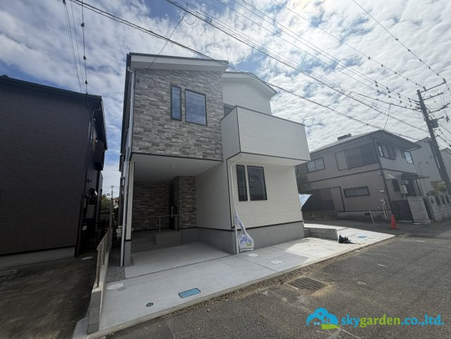 平塚市達上ヶ丘2期　新築戸建　全2棟1号棟