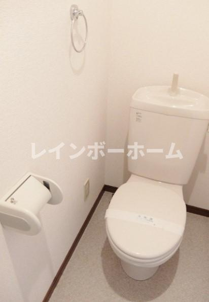 アンプルール フェール 岩波のトイレ