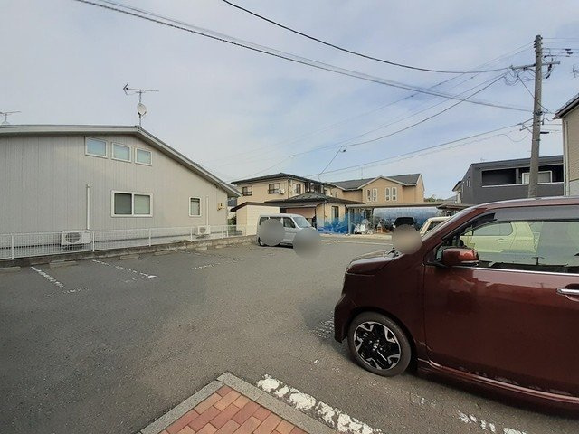 セジュールの駐車場