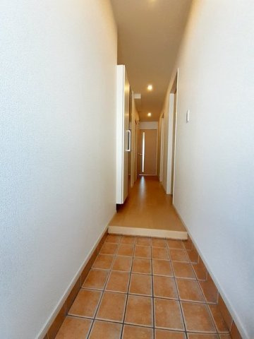 スカイヒルフィオーレの玄関