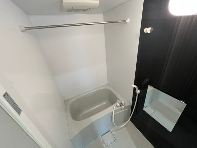 ルーブル柏若葉町の浴室|※写真は同施工会社の参考写真です。現況優先。