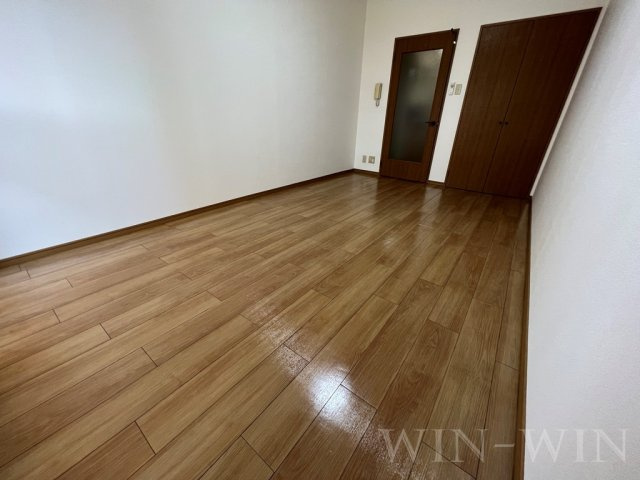 エスペランザの居間・リビング|イメージ（同建物内別部屋の写真です）