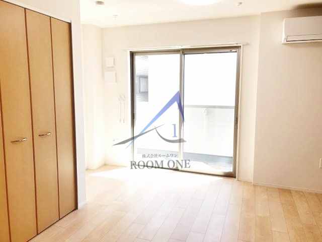 ラ・ベルメールの居間・リビング|洋室のお部屋です。