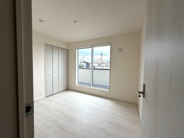 比企郡吉見町久保田　新築戸建の洋室