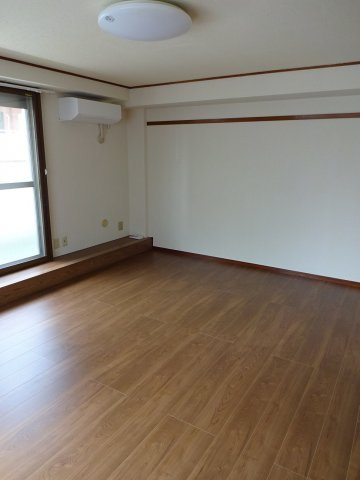 Ｕハイムの洋室