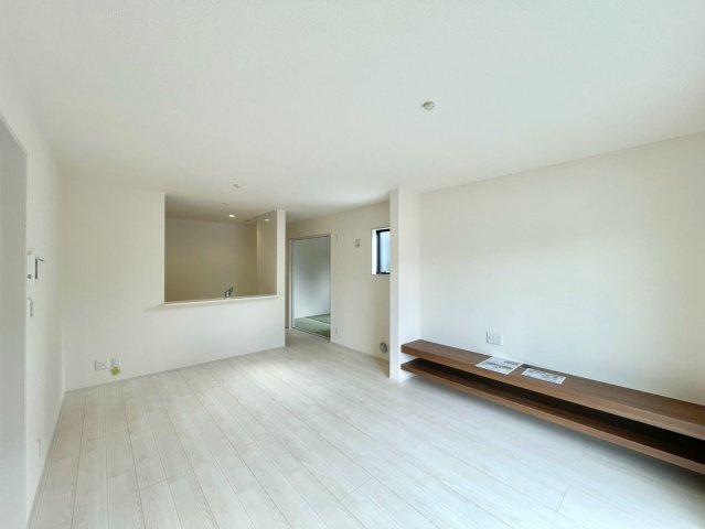 東山4期新築戸建て(19-1)の居間・リビング