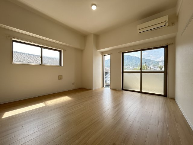 ※同物件別号室参考写真 