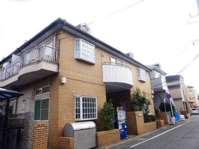 ローズガーデンタカエイ１１２番館の外観