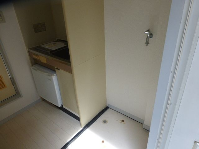 ローズガーデンタカエイ１１２番館の玄関