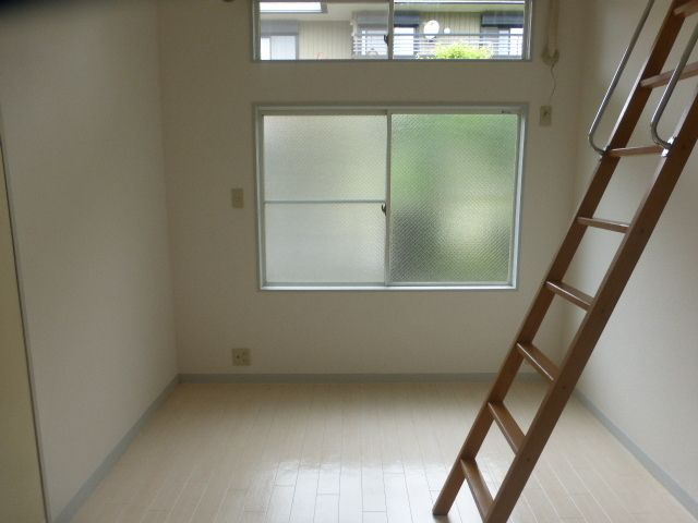 ローズガーデンタカエイ１１２番館のその他