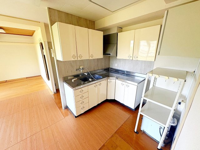 中古マンション  スプリングハイツ伊東のキッチン