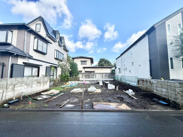杉並区宮前3丁目　建築条件無し売地　全2区画の外観|2026.09.17撮影

現地ご見学希望・資料請求などお気軽にお問い合わせ下さい！
03-5990-5201