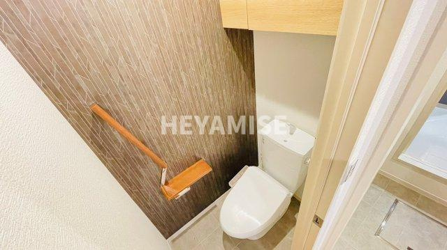 バリュージュ　ルミナス　Ａ棟のトイレ|※類似物件の写真です※現況を優先します