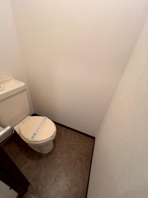 向広弐番館のトイレ|シンプルで使いやすいトイレです