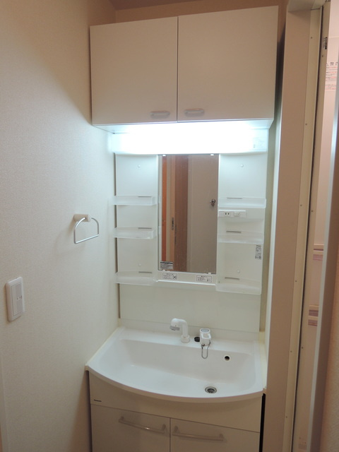 フォレストガーデン鷺宮Ⅲの洗面所|★洗面台はシャンプードレッサー★