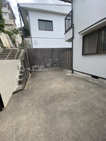 ハイツRISAの外観