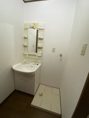 ハイツRISAの独立洗面台