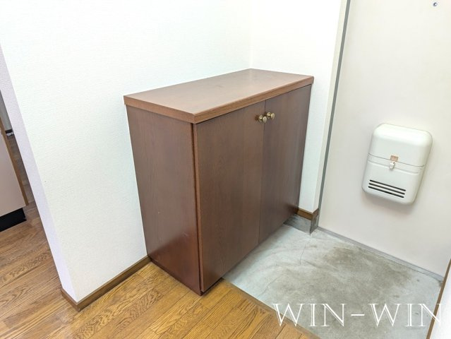 タプロコート三本木の玄関