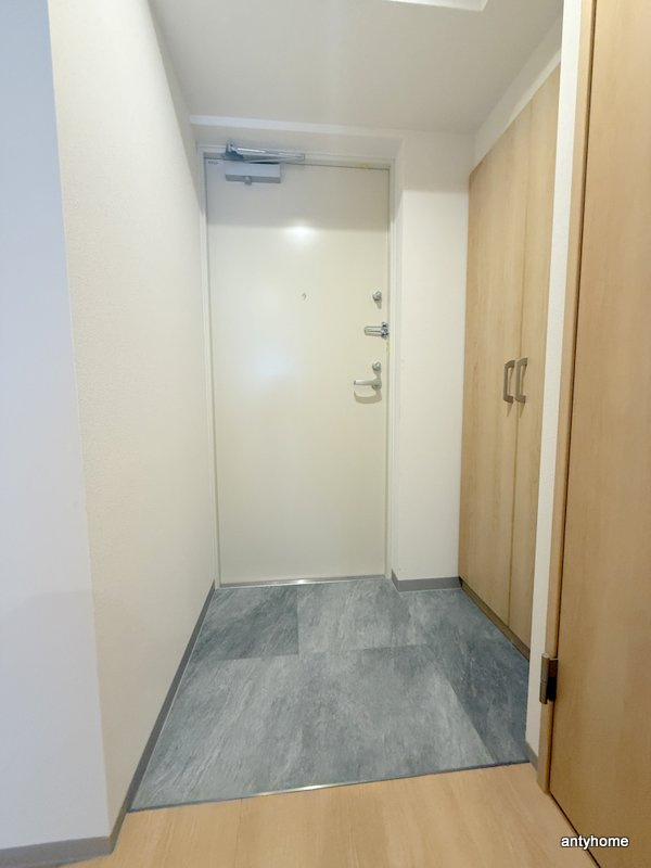 ArtizA瓦屋町Ⅱ　仲介手数料無料の玄関