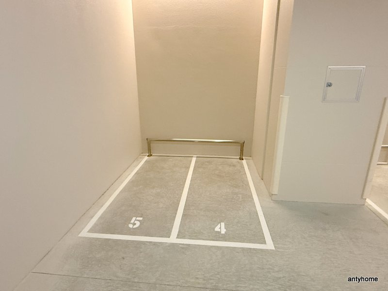 ArtizA瓦屋町Ⅱ　仲介手数料無料の駐車場