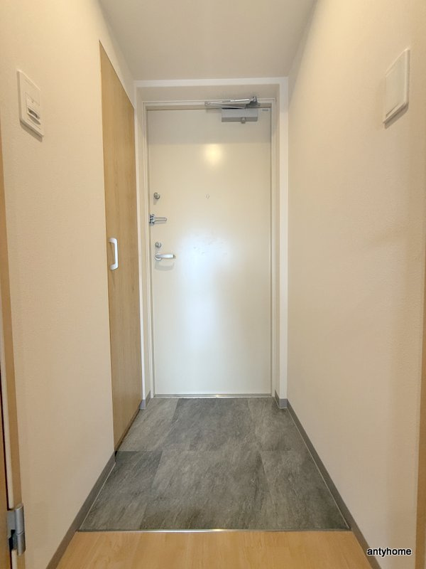 ArtizA瓦屋町Ⅱ　仲介手数料無料の玄関