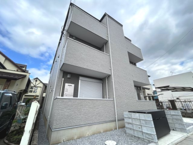 GRADUS八木崎の外観