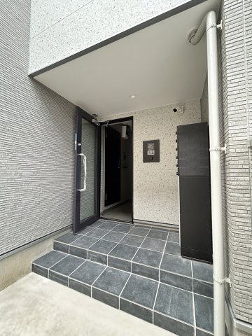 GRADUS八木崎のエントランス