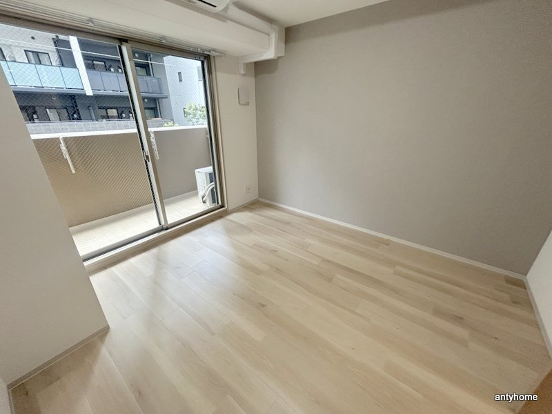 ArtizA瓦屋町Ⅱ　仲介手数料無料の洋室
