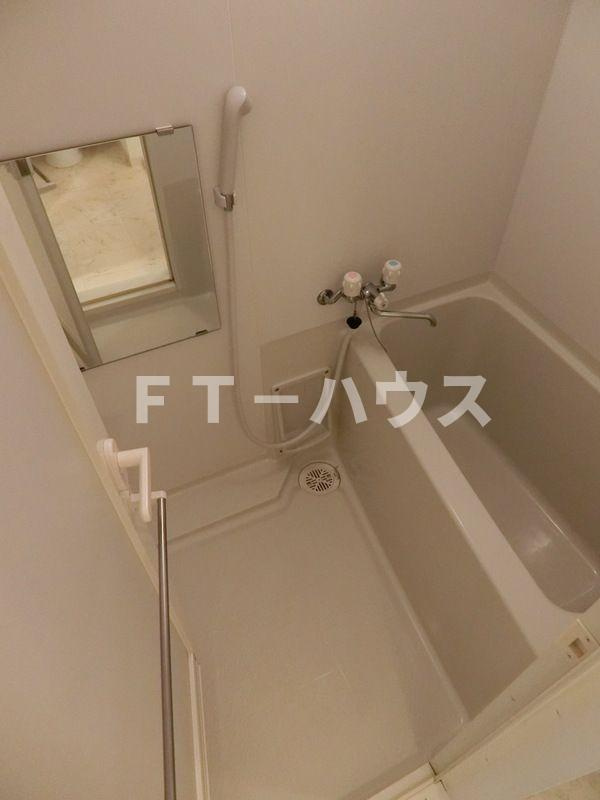 エレンシアKの浴室
