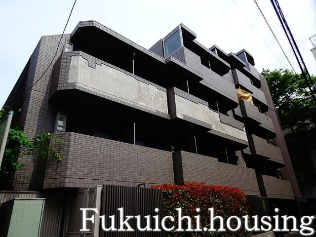 ルーブル明大前の外観