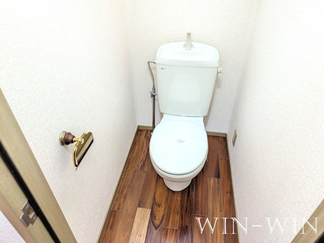 ユトリロ大岩 2のトイレ