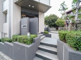 ＫＤＸレジデンス麻布仙台坂のエントランス