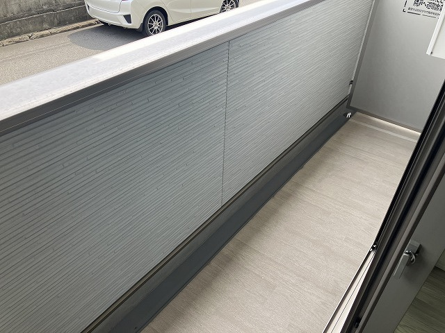 NEW LINE WESTのバルコニー