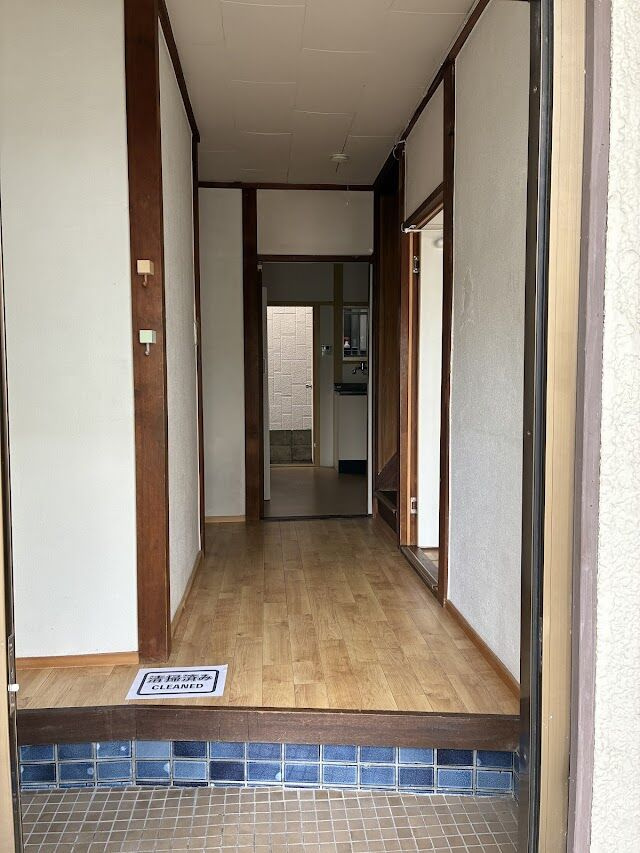 加古川町河原　中古戸建の玄関|コンパクトで使いやすい玄関スペース