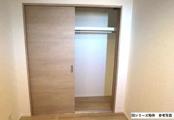 ＲＥＧＡＬＥＳＴ　南鳩ヶ谷の収納|同施工参照写真