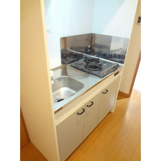 アンプルール　クラージュ　Ｗｅｓｔのキッチン