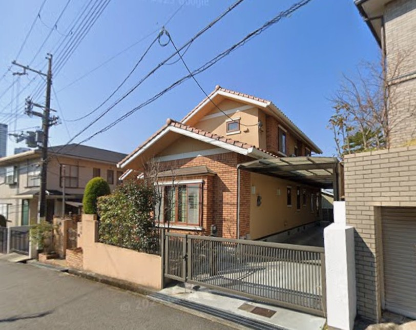 新千里北町　中古戸建の前面道路含む現地写真