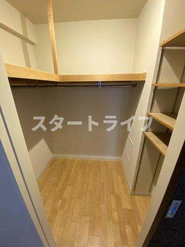 大阪市淀川区田川２丁目の賃貸マンションの収納