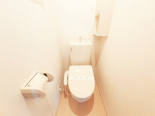 サンブロッサムＣのトイレ