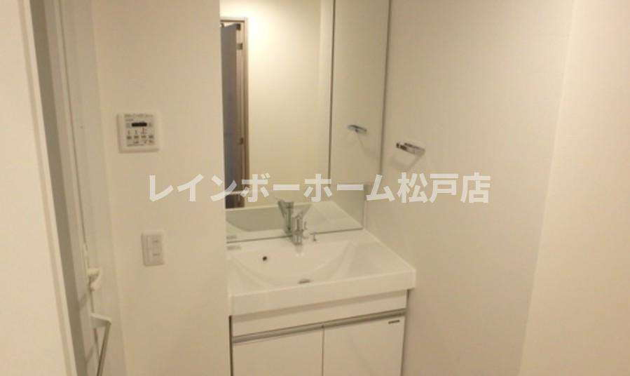 【仲介手数料：50％OFF】対象物件！の独立洗面台