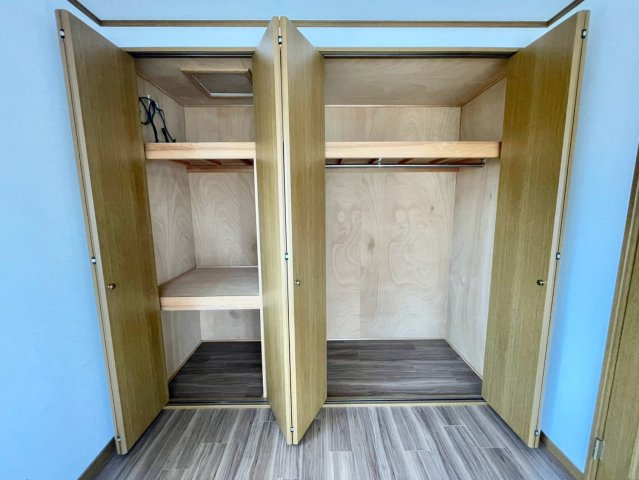 東山中古戸建て(75番地)の収納