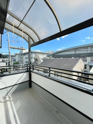 東山中古戸建て(75番地)のバルコニー|ルーフバルコニーとなっております