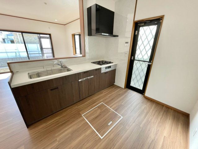 東山中古戸建て(75番地)のキッチン