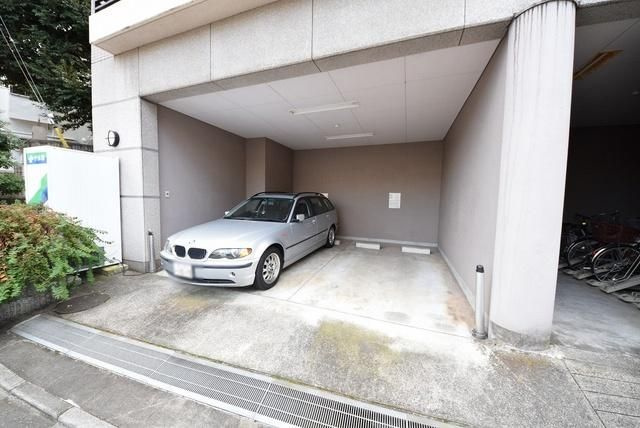 元麻布フォレストプラザⅡの駐車場|※別部屋参照