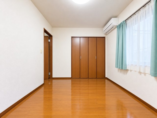 戸建　東尻池町6丁目の居間・リビング|AIにより動産物は消しております。