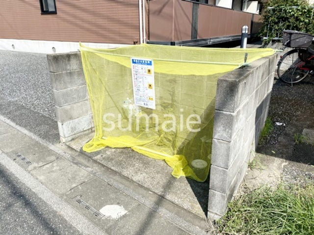 エレガンス松本のその他共用部分|専用ゴミ置き場あります☆
