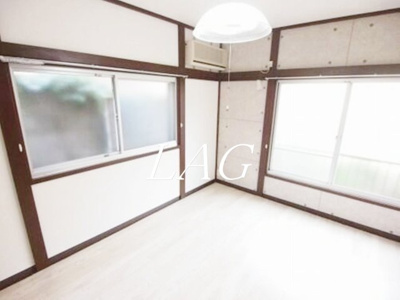 【居間・リビング】 | チェリーヒル小林Ⅲ | 洋室のお部屋です。