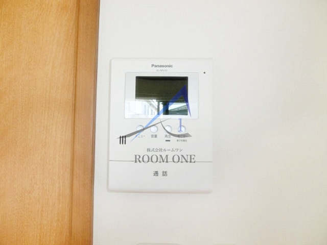 プレシャス　ジュノーのセキュリティ|モニター付きインターホンです。