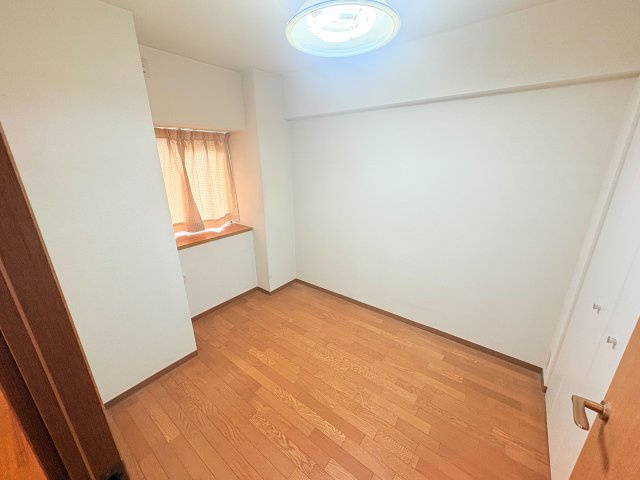 レジデンス芦屋くすのきの洋室|家具の配置をご想像下さい♪