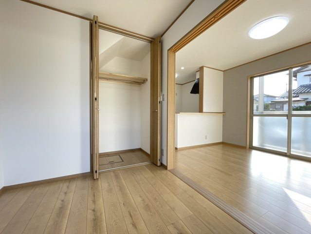 カルム旭台の居間・リビング